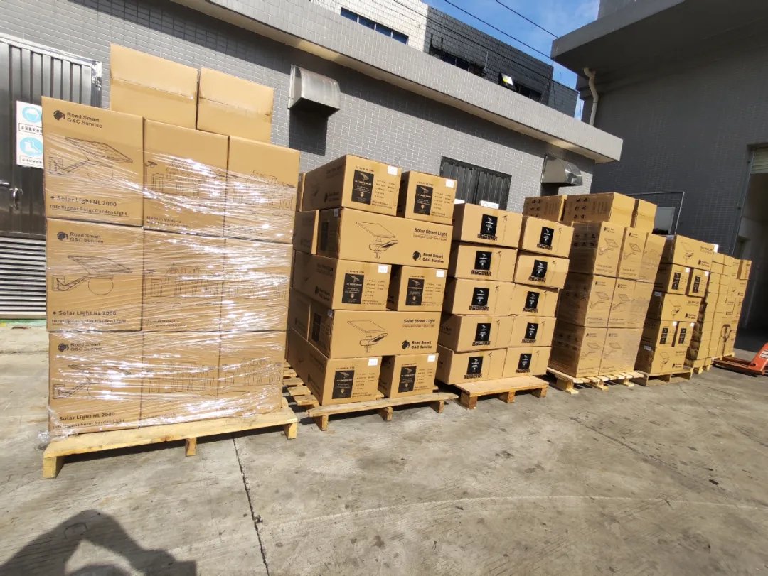 疫情之下，源碼太陽(yáng)能智慧路燈海外之路逆勢(shì)突圍