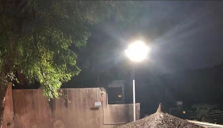 太陽(yáng)能路燈受潮后怎么辦